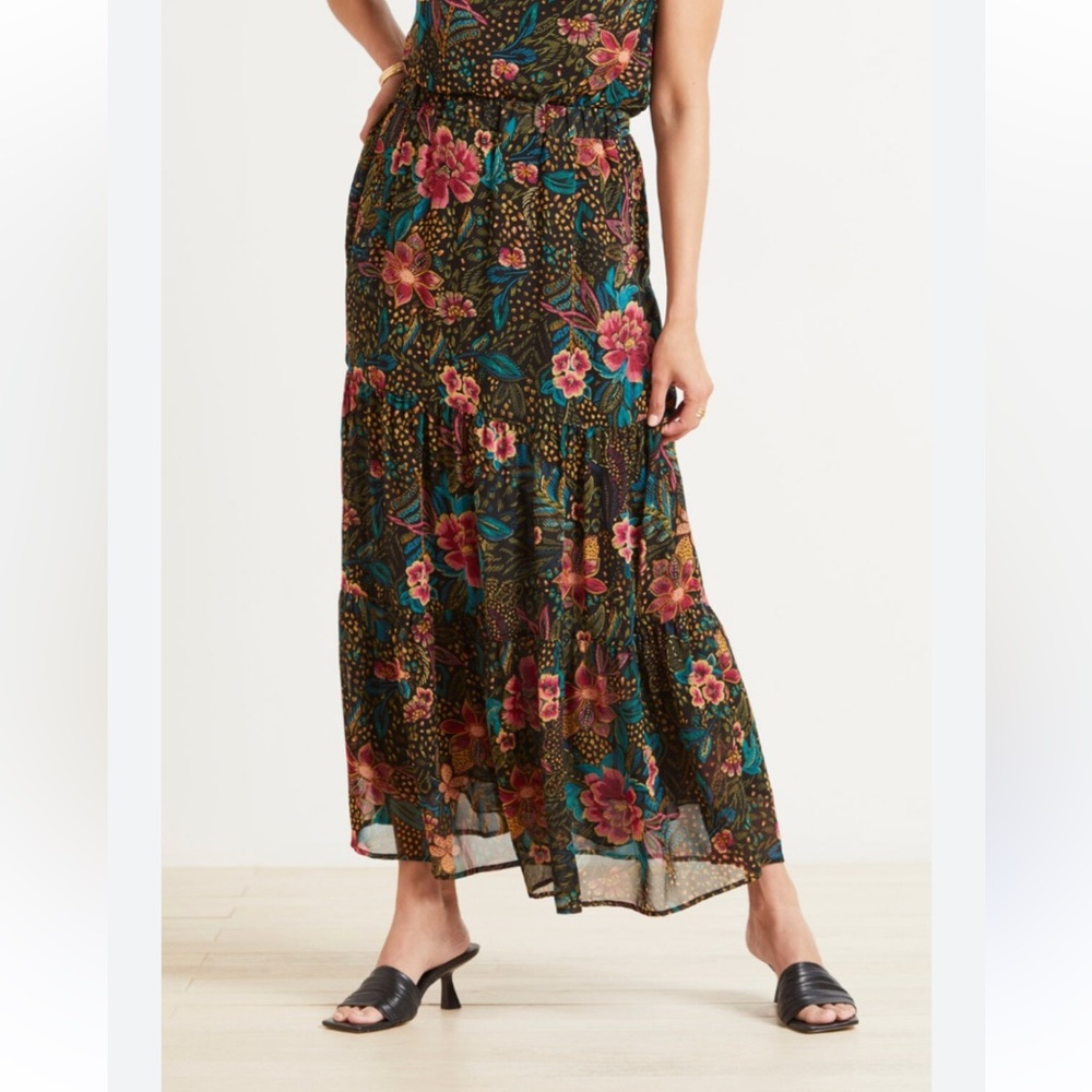 EVEREVE Maxi Skirt
